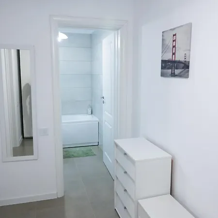 Plaza 5 Апартаменти *